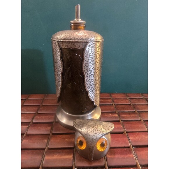 Mid Century Owl Decanter Pewter & Amber Glass 9"x4" Diameter 1 Liter Capacity - Picture 2 of 8
